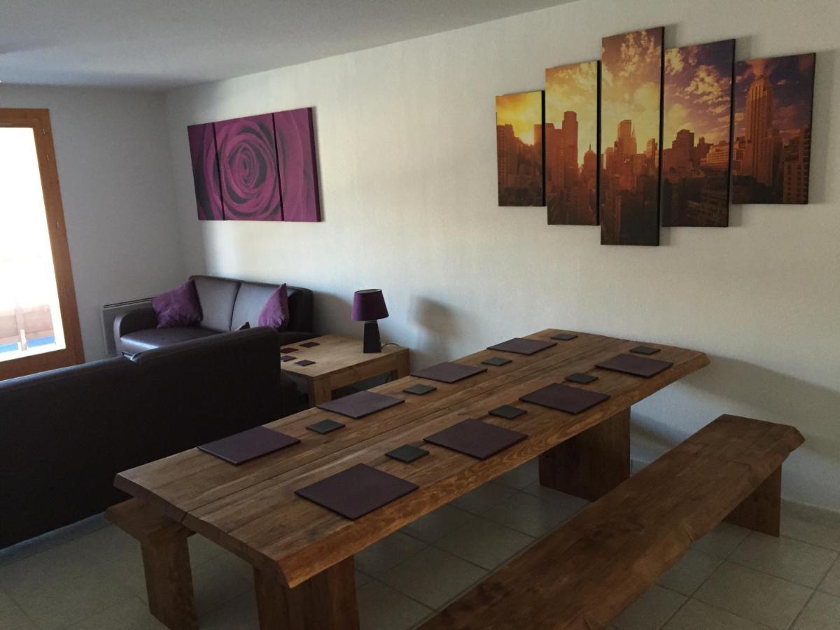 Apartment Deluxe And Summer Apartment, Parking And Wifi